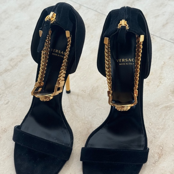 Suede leather Versace Heels - Picture 6 of 9